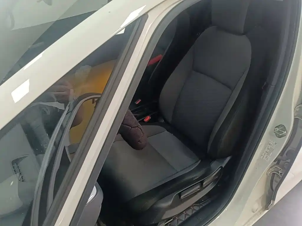 Honda Fit — миниатюра 15
