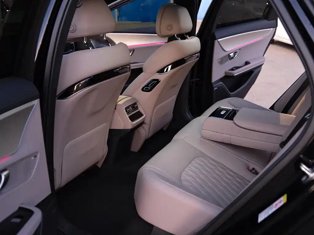 BYD Han — миниатюра 8