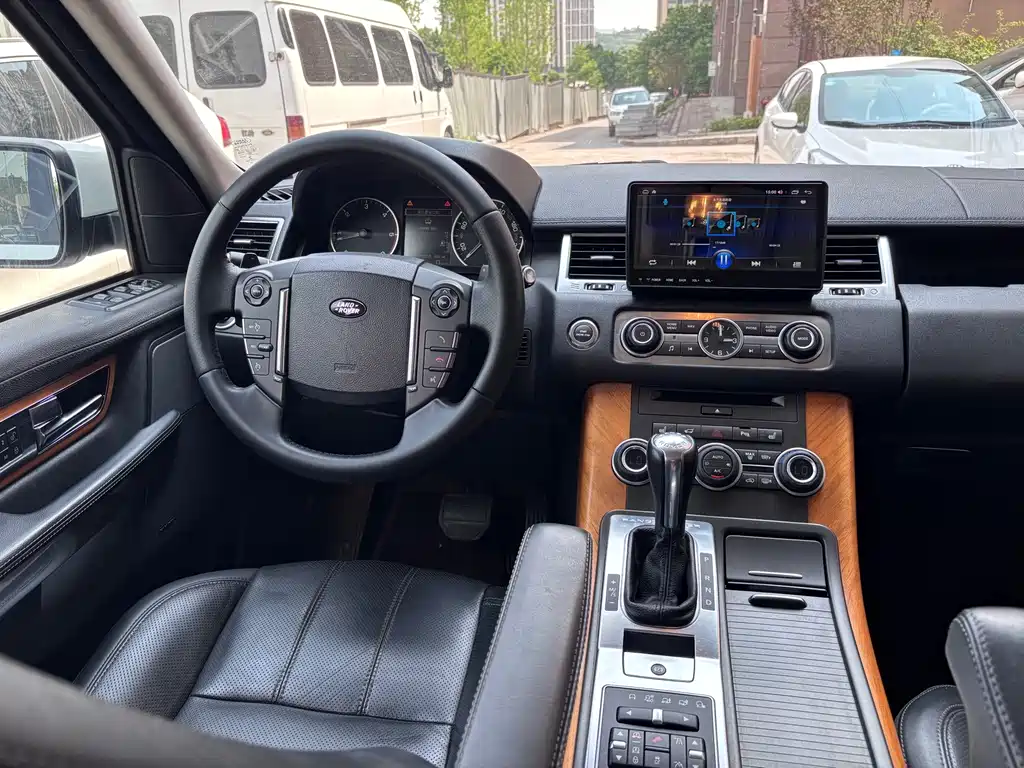 Land Rover Sport — миниатюра 9