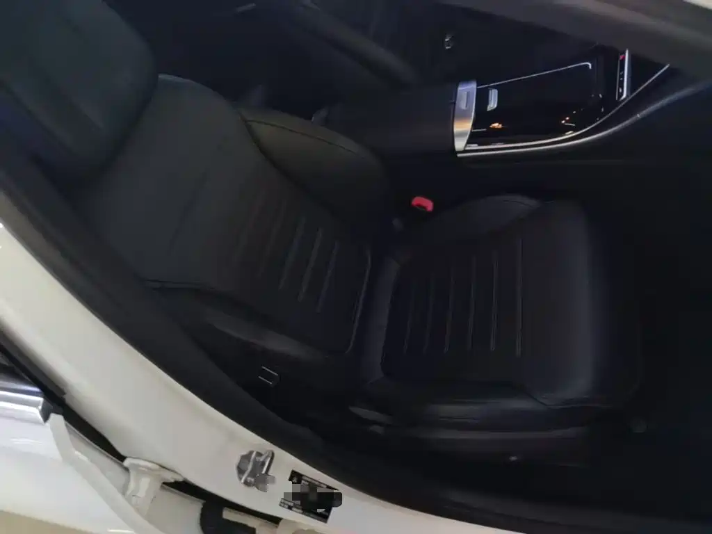 Mercedes-Benz C-Class — миниатюра 25