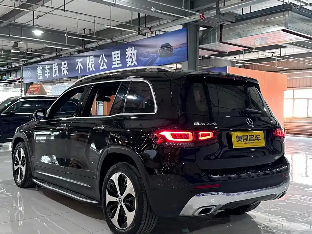 Mercedes-Benz GLB 2023 GLB 220 Fashion