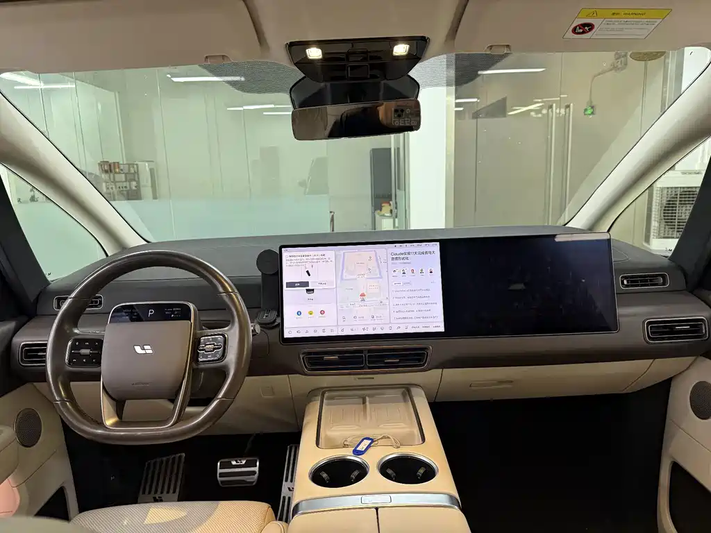 Li Auto Li MEGA — миниатюра 15