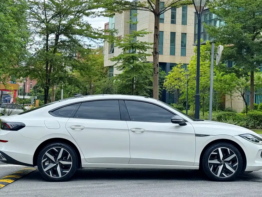 Volkswagen Lamando — миниатюра 7