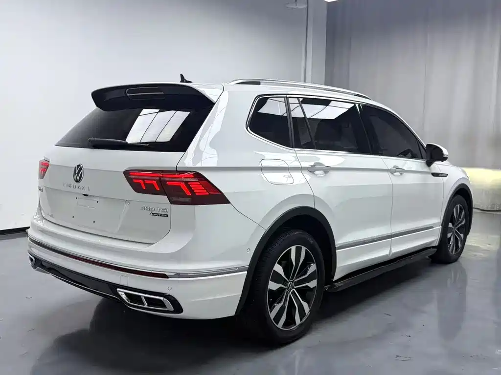 Volkswagen Tiguan L — миниатюра 12