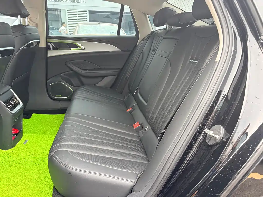 Hongqi Hongqi H5 — миниатюра 5