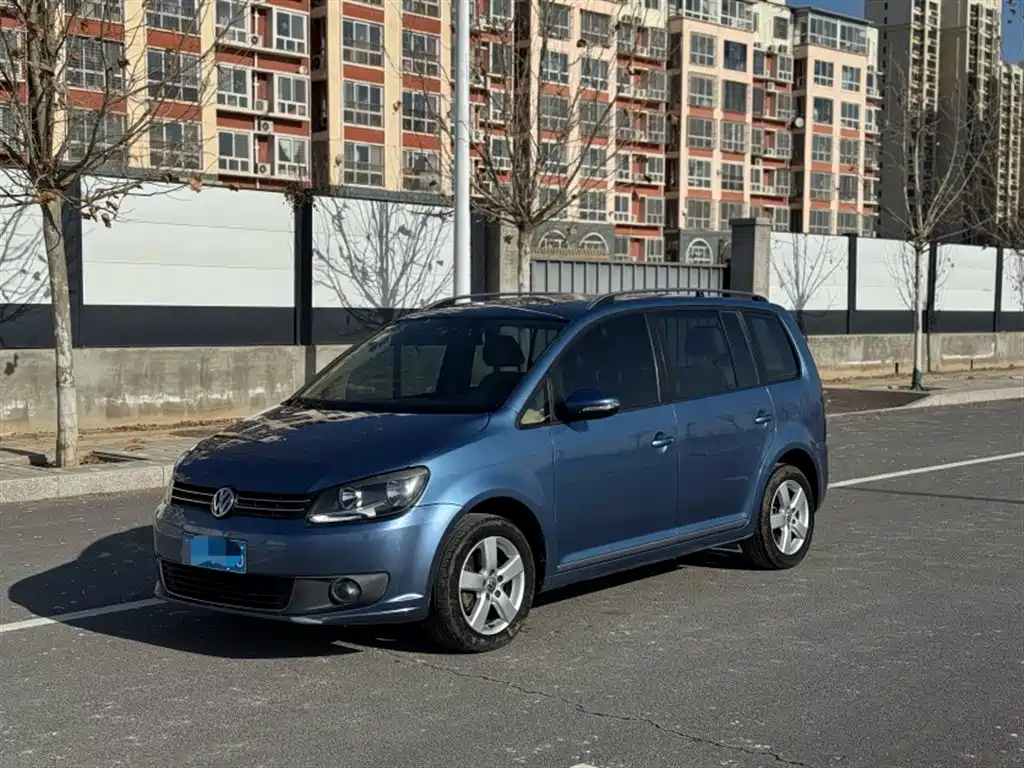 Volkswagen Touran 2015