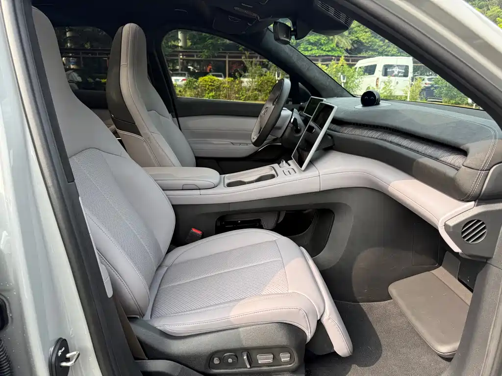 NIO EC6 — миниатюра 14