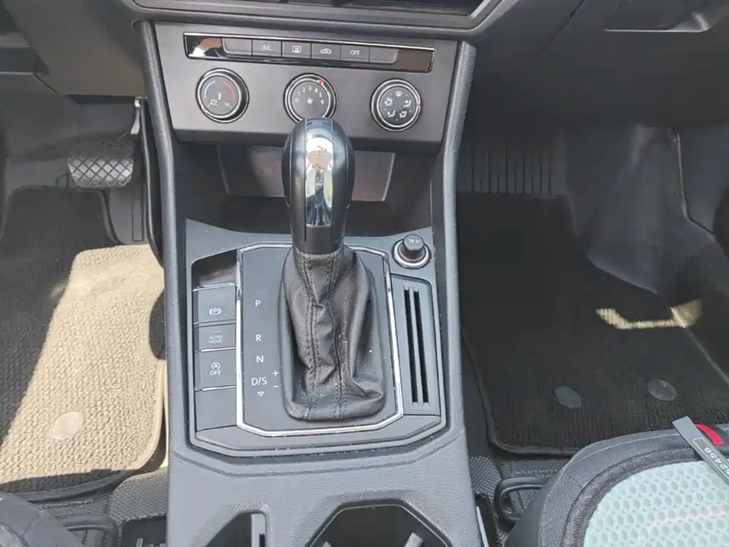 Volkswagen Lavida — миниатюра 14