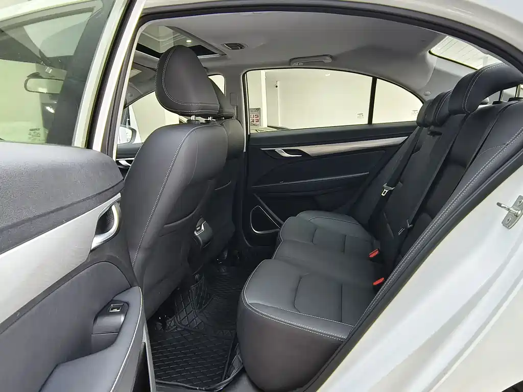 Geely Emgrand 2020 1.5L CVT