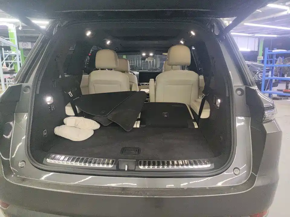 Li Auto Li L9 — миниатюра 9