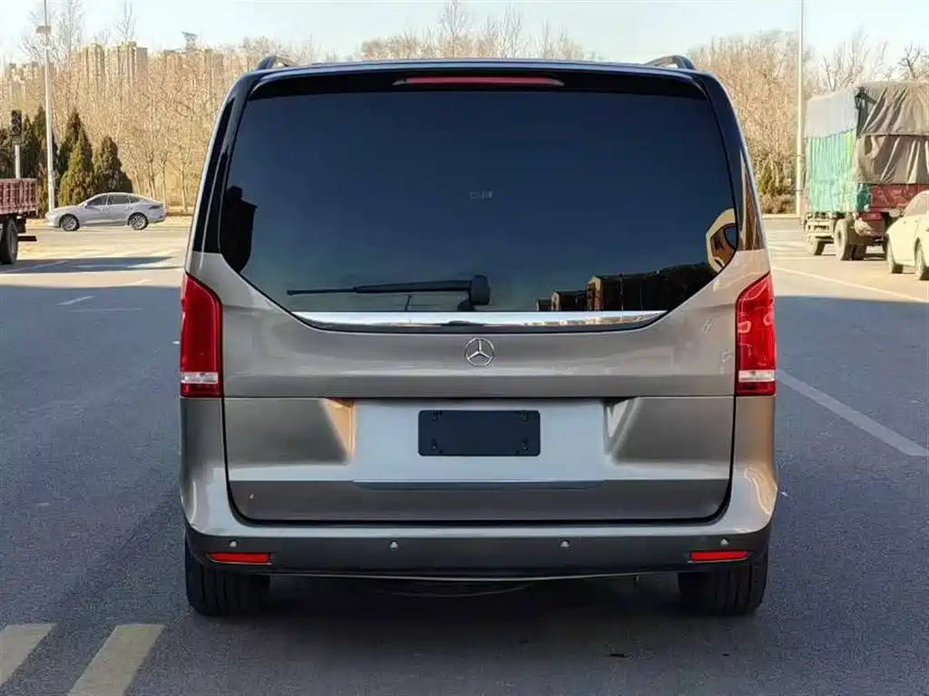 Mercedes-Benz V-Class V 2018 V 260 L Luxury Long Wheelbase V
