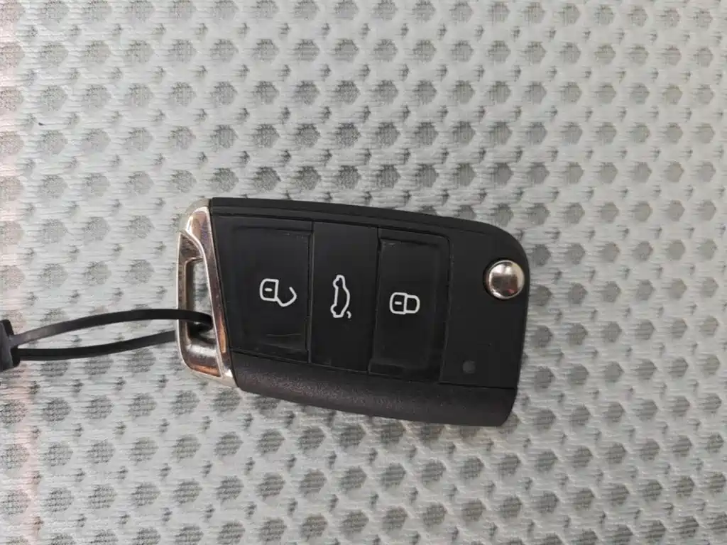 Volkswagen Lavida — миниатюра 9