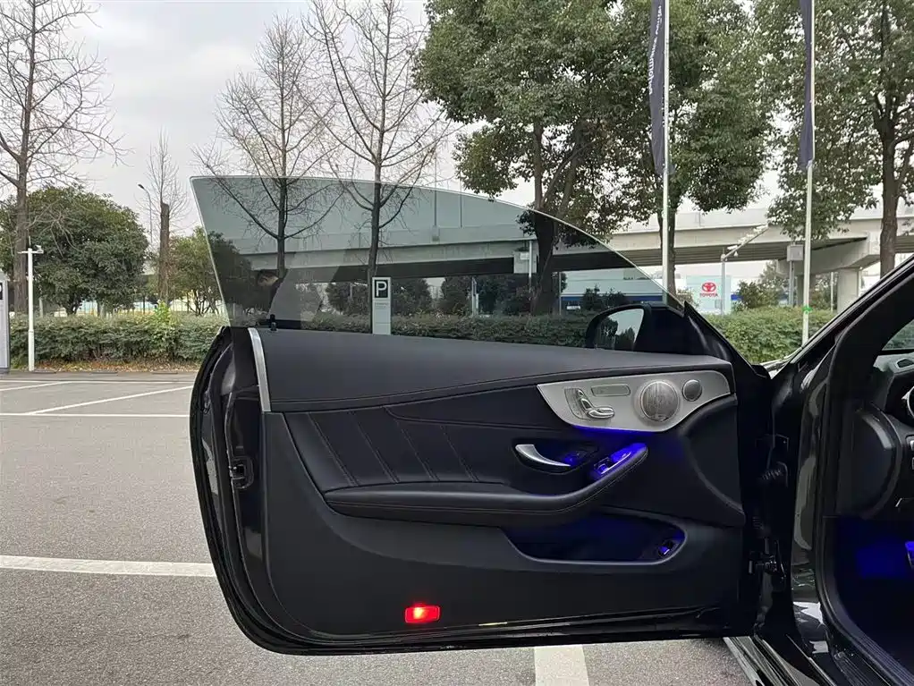 MERCEDES-BENZ C CLASS AMG