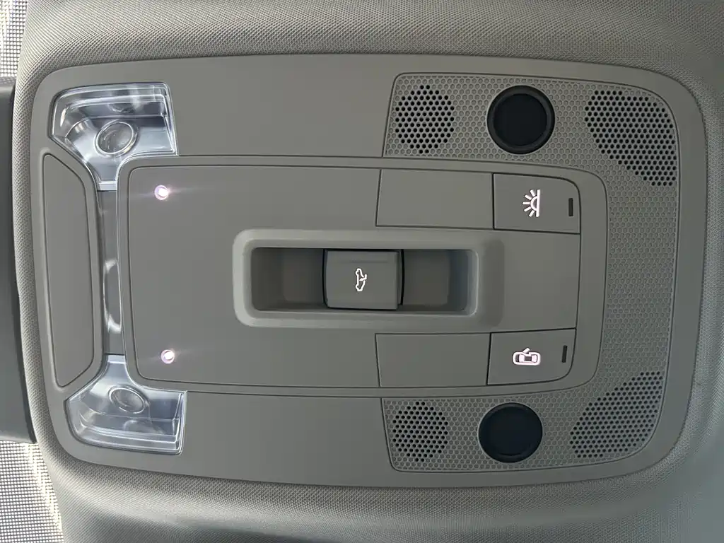 Audi Q2L — миниатюра 23