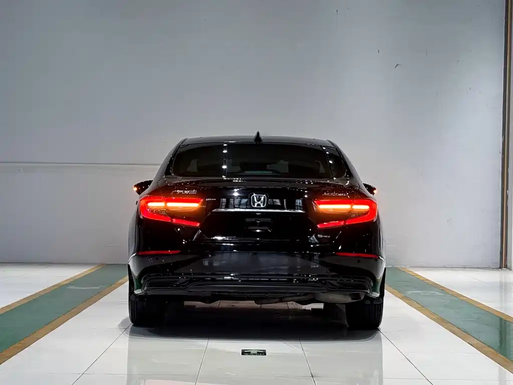 Honda Accord — миниатюра 5