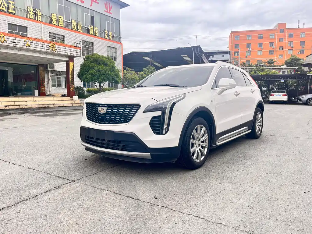 Cadillac XT4 2018 28T Lead