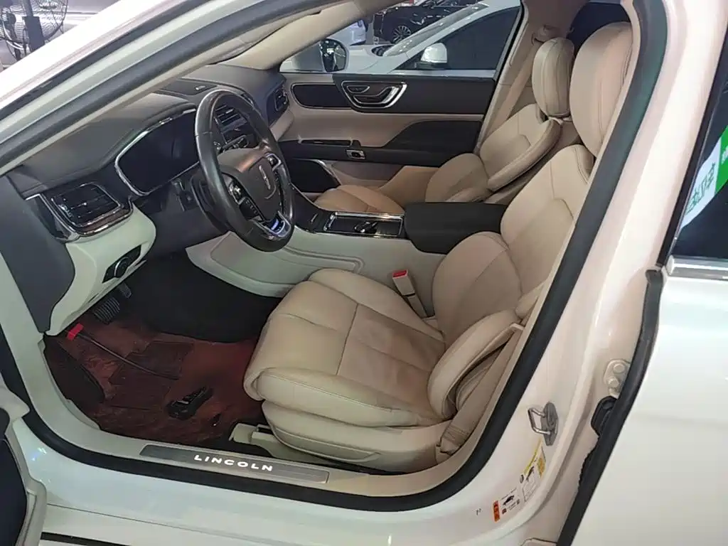 Lincoln Continental — миниатюра 15