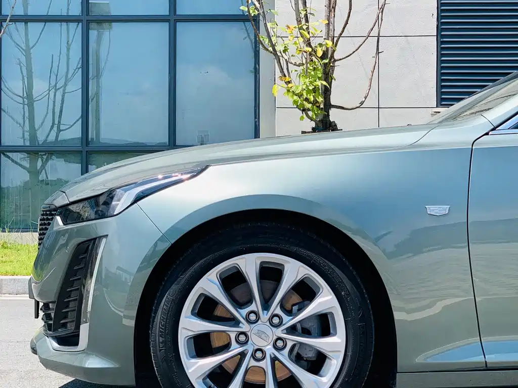 Cadillac CT5 — миниатюра 11