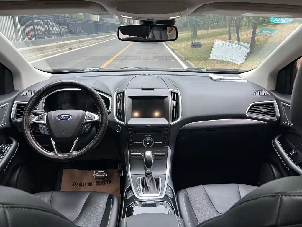 Ford Edge — миниатюра 5