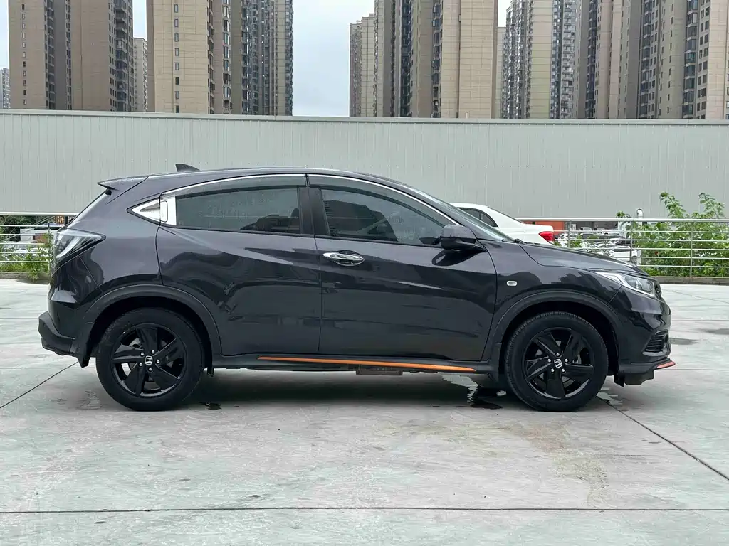 Honda Vezel 2022 1.5L CVT