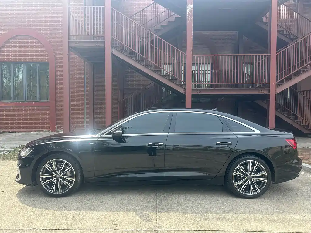 Audi A6L — миниатюра 7