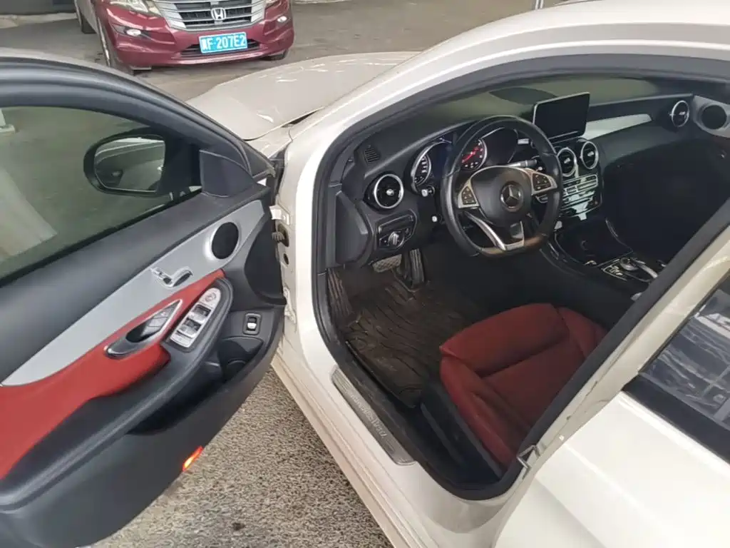 Mercedes-Benz C-Class — миниатюра 21