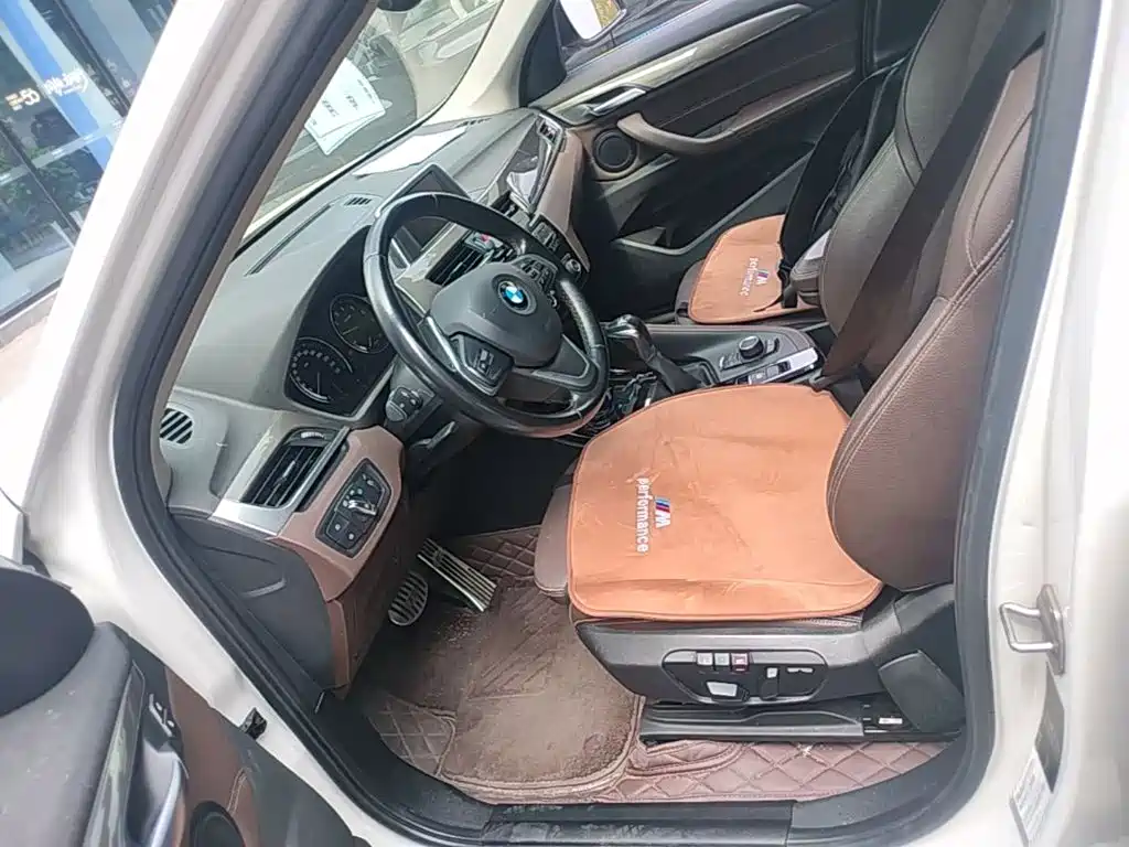 BMW X1 — миниатюра 20