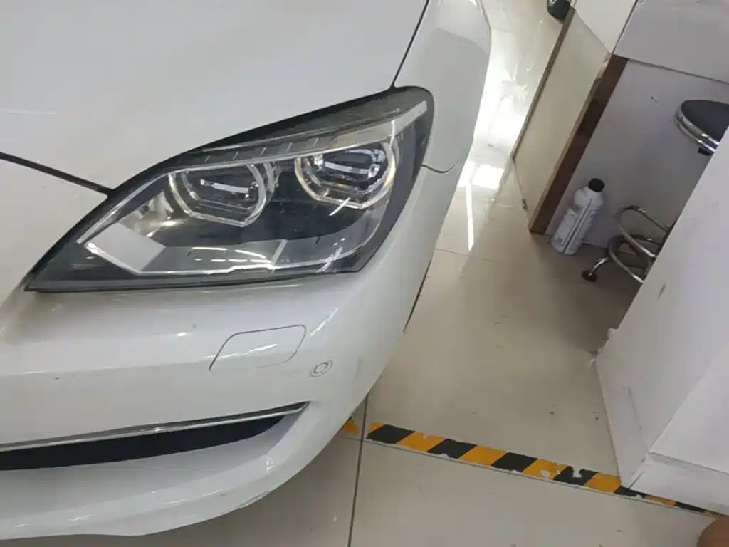BMW 6 Series — миниатюра 24