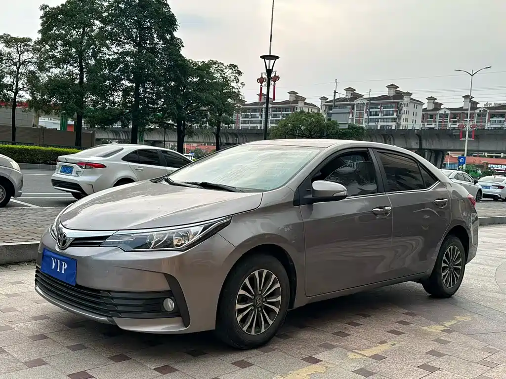 Toyota Corolla — миниатюра 3