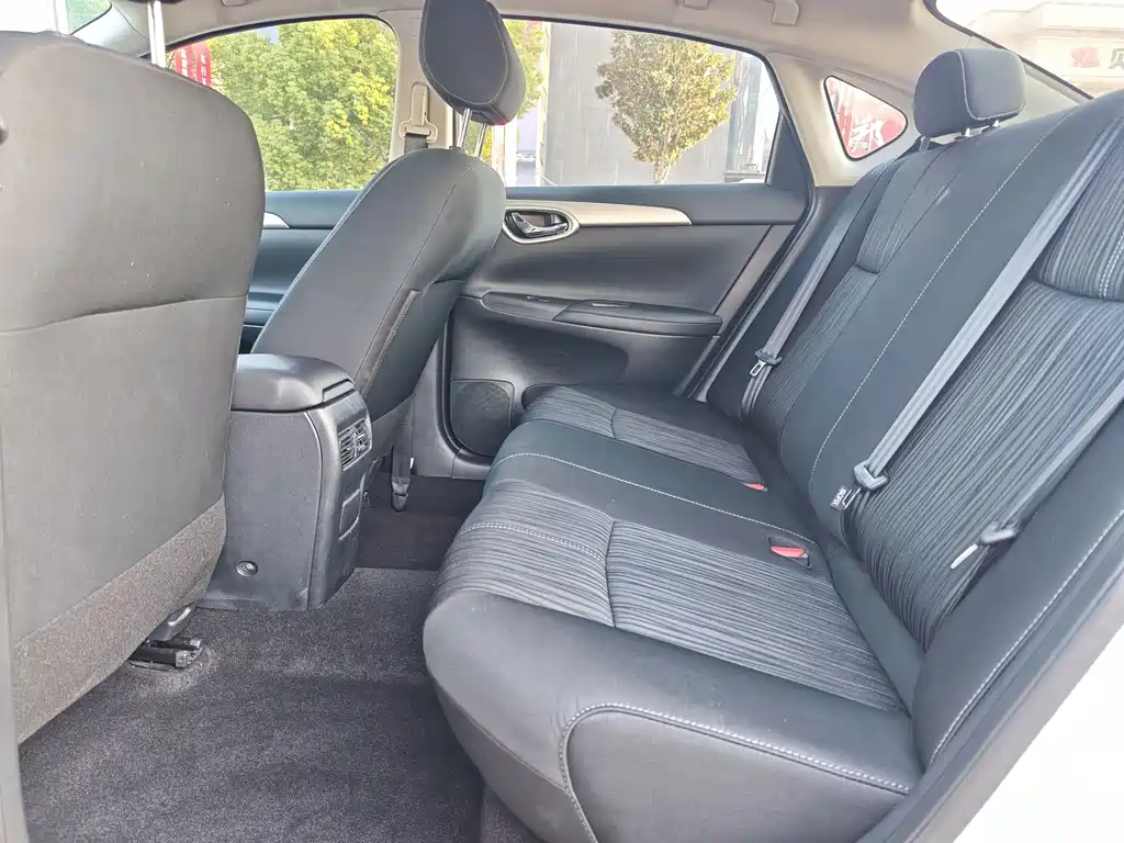 Nissan Sylphy — миниатюра 5