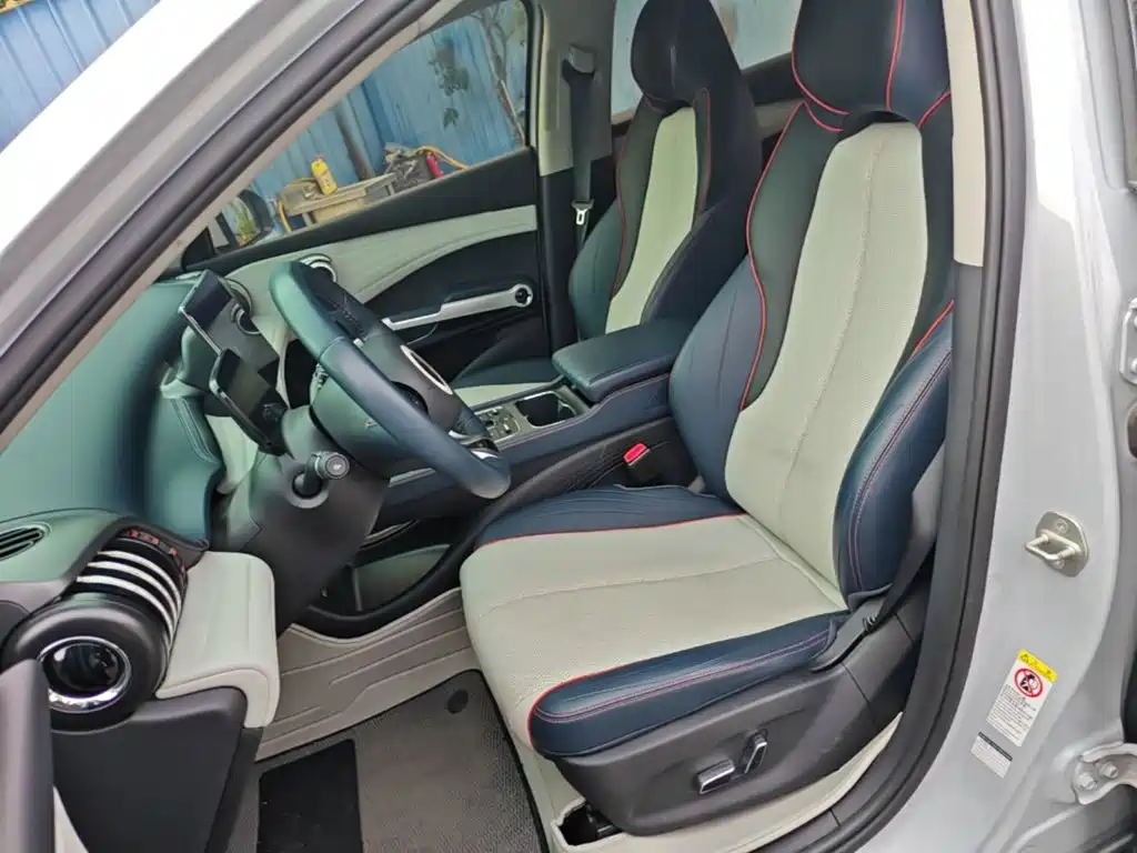 BYD Yuan Plus — миниатюра 15
