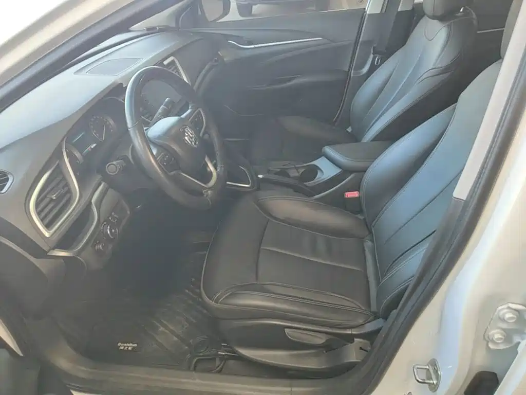 Buick Excelle — миниатюра 15