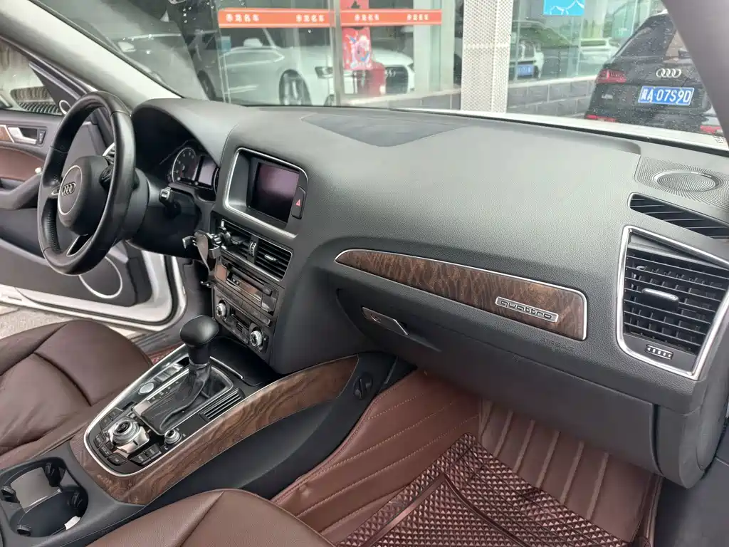Audi Q5 — миниатюра 26