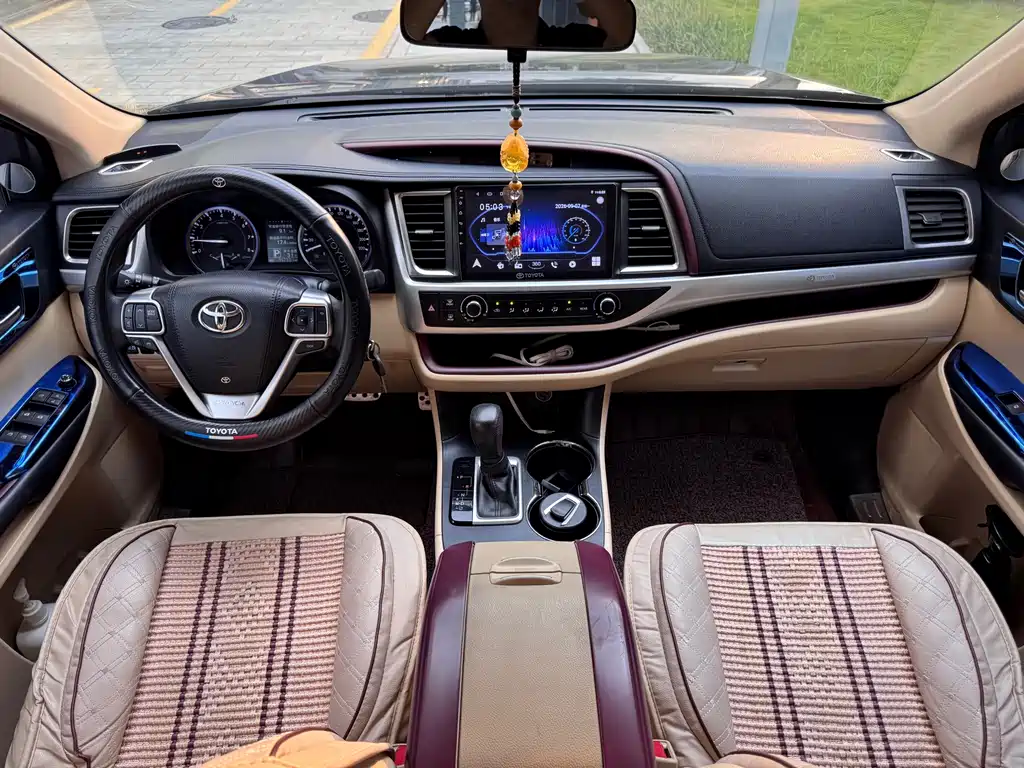 Toyota Highlander — миниатюра 10