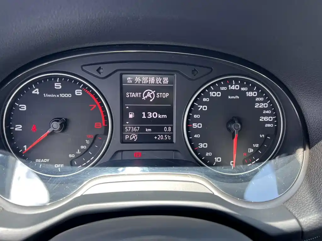 Audi Q2L — миниатюра 6