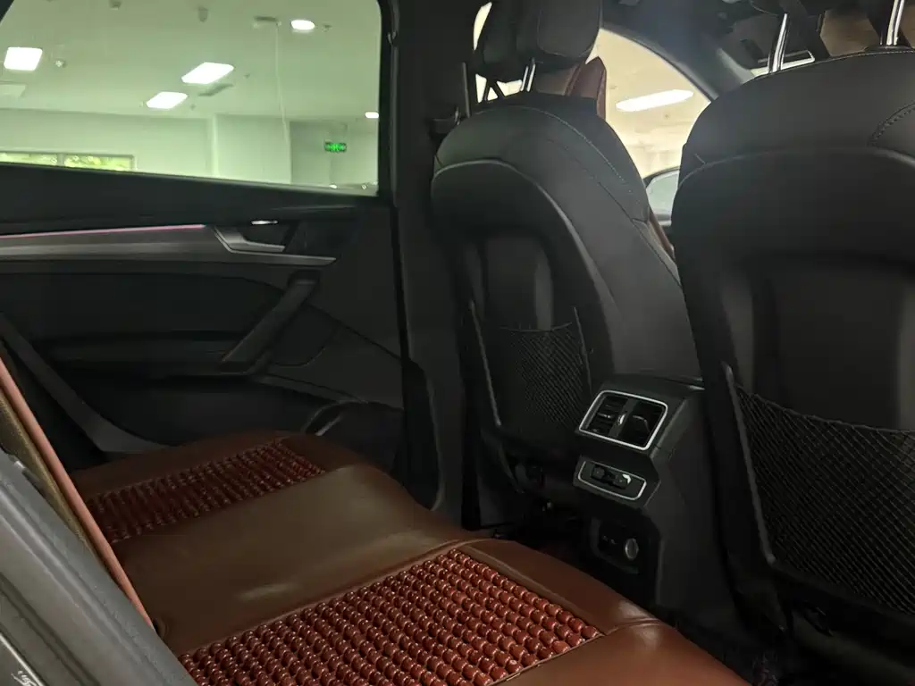 Audi Q5L Sportback — миниатюра 8