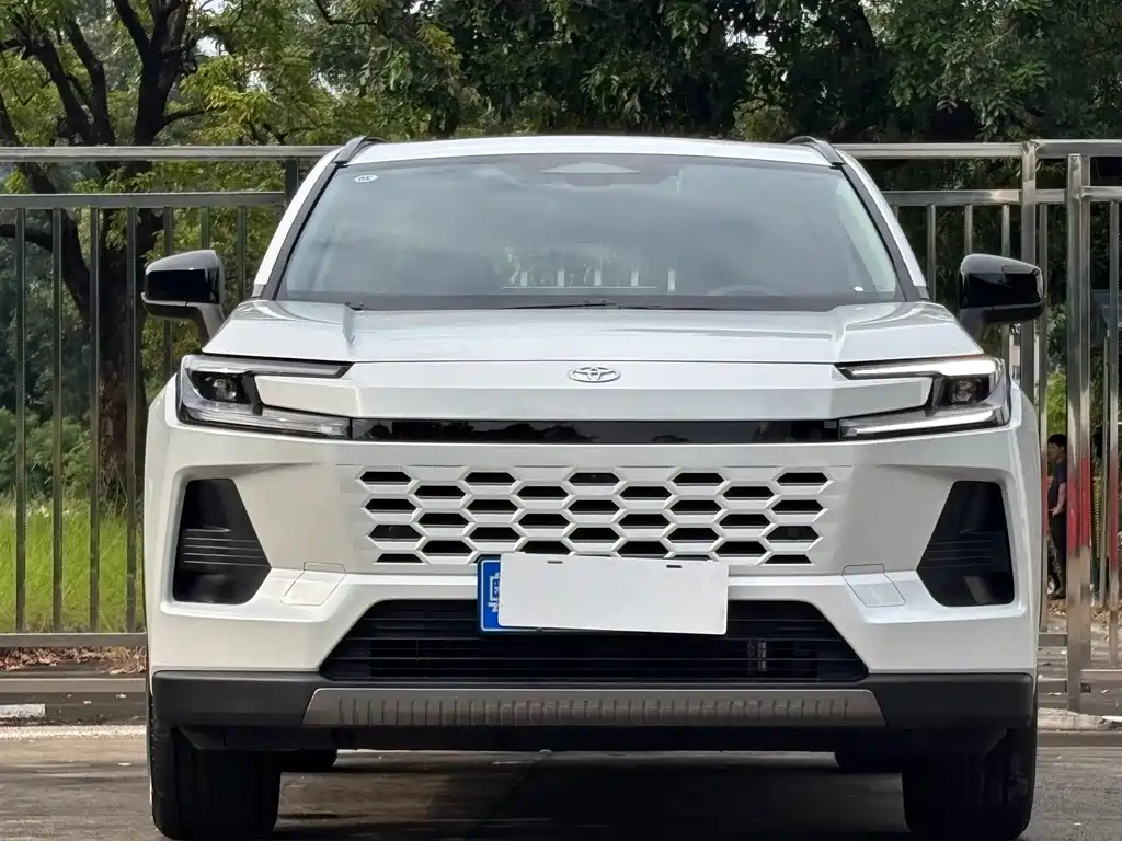 Toyota Wildlander — миниатюра 2
