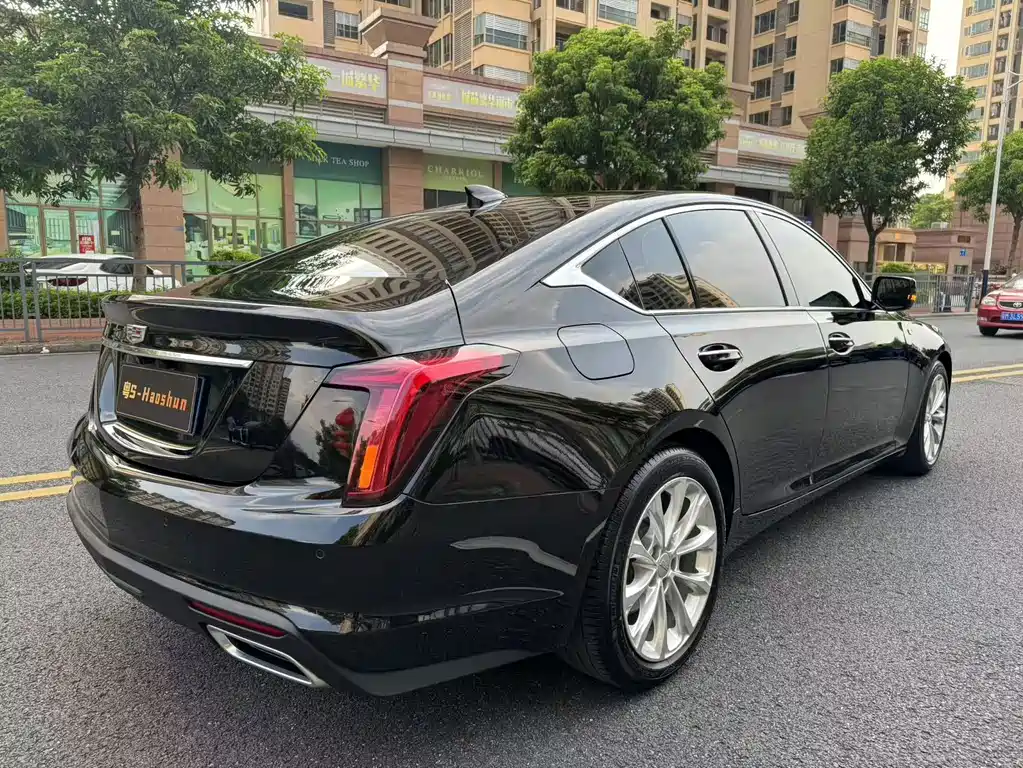 Cadillac CT5 — миниатюра 6