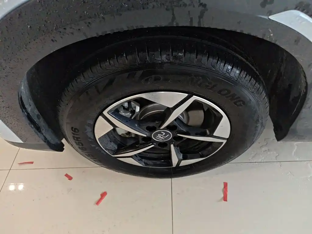 BYD Yuan UP — миниатюра 23