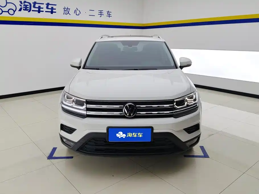 Volkswagen Tharu XR 280TSI 2WD Luxury Edition, фото 2