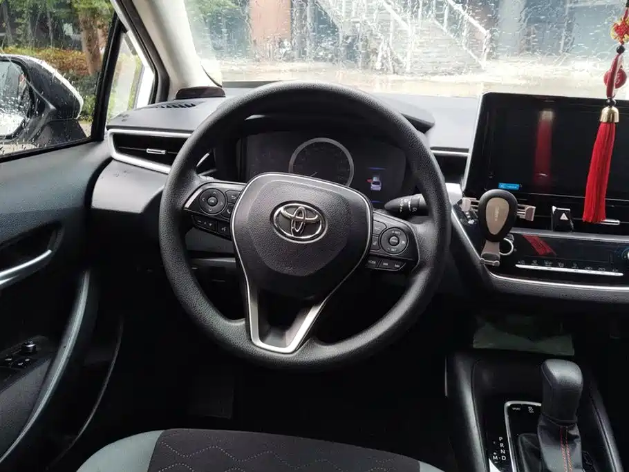 Toyota Corolla — миниатюра 15