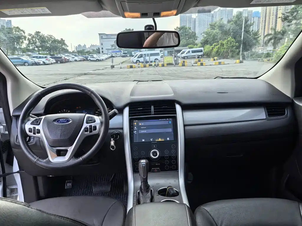 Ford Edge (Import) — миниатюра 17