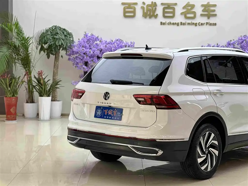 Volkswagen Tiguan L — миниатюра 6