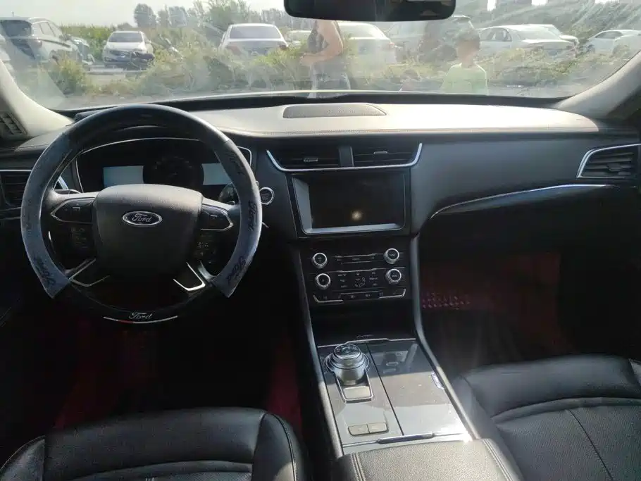 Ford Taurus — миниатюра 12