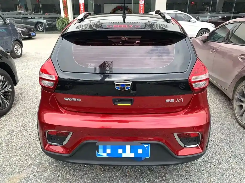 Geely Vision X1 — миниатюра 4