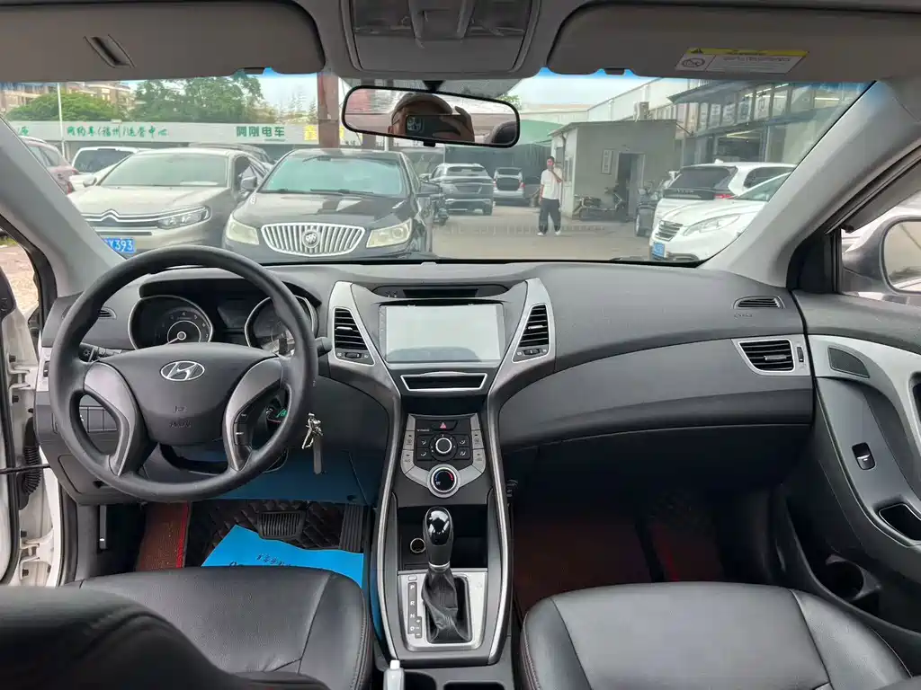 Hyundai Elantra Langdong — миниатюра 7