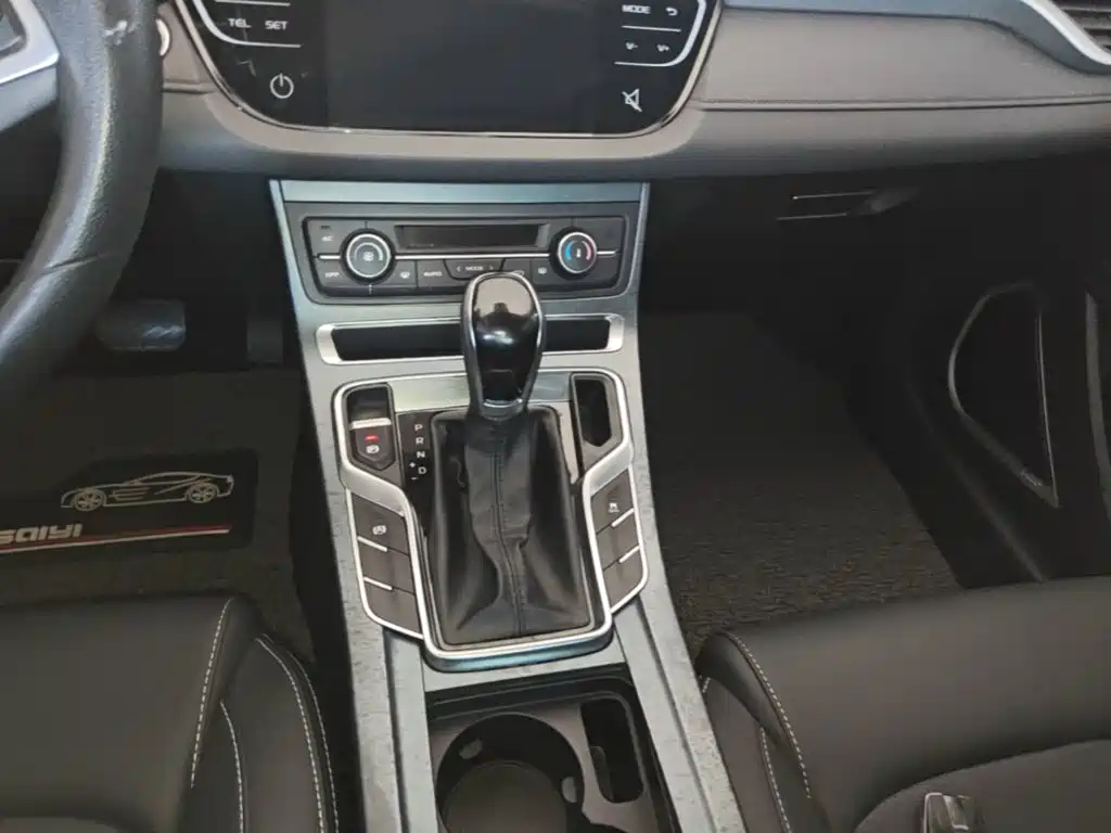 Geely Emgrand — миниатюра 14
