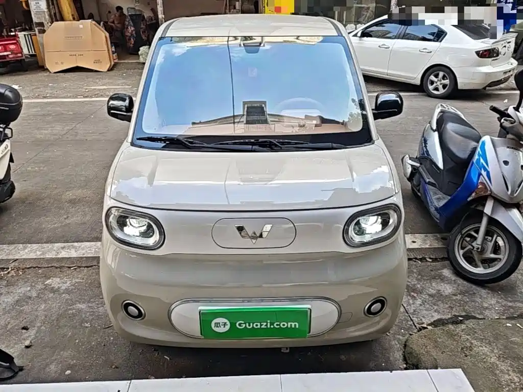 Wuling MINIEV — миниатюра 3