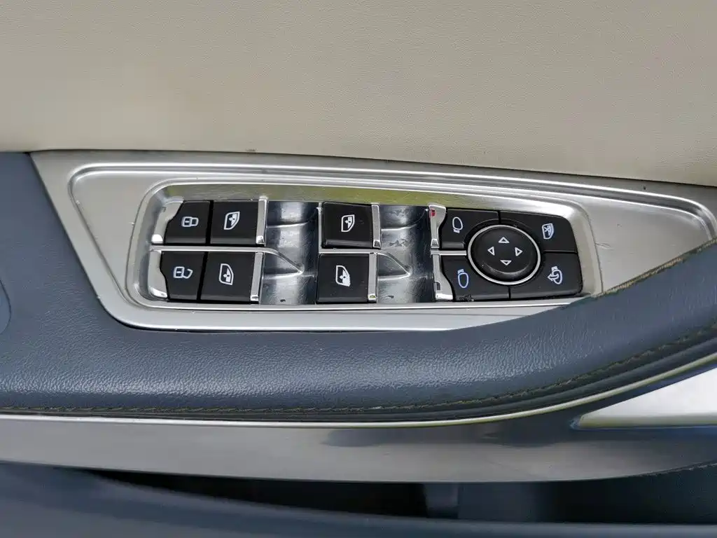 Zotye X7 — миниатюра 9