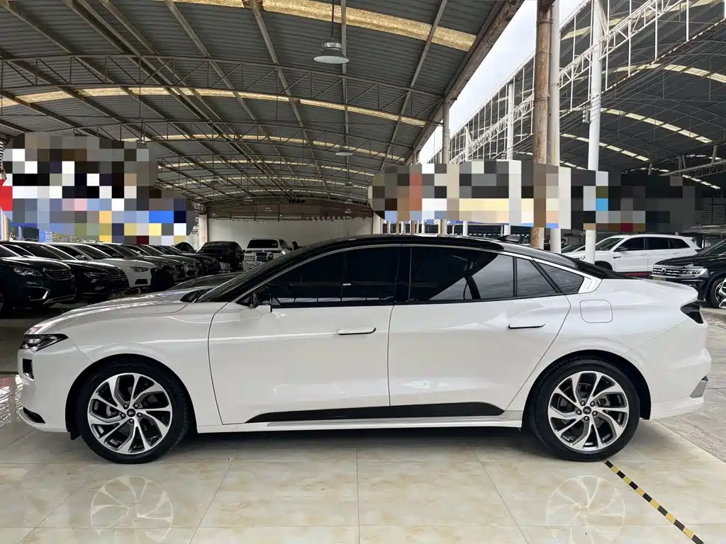 Ford Mondeo — миниатюра 6